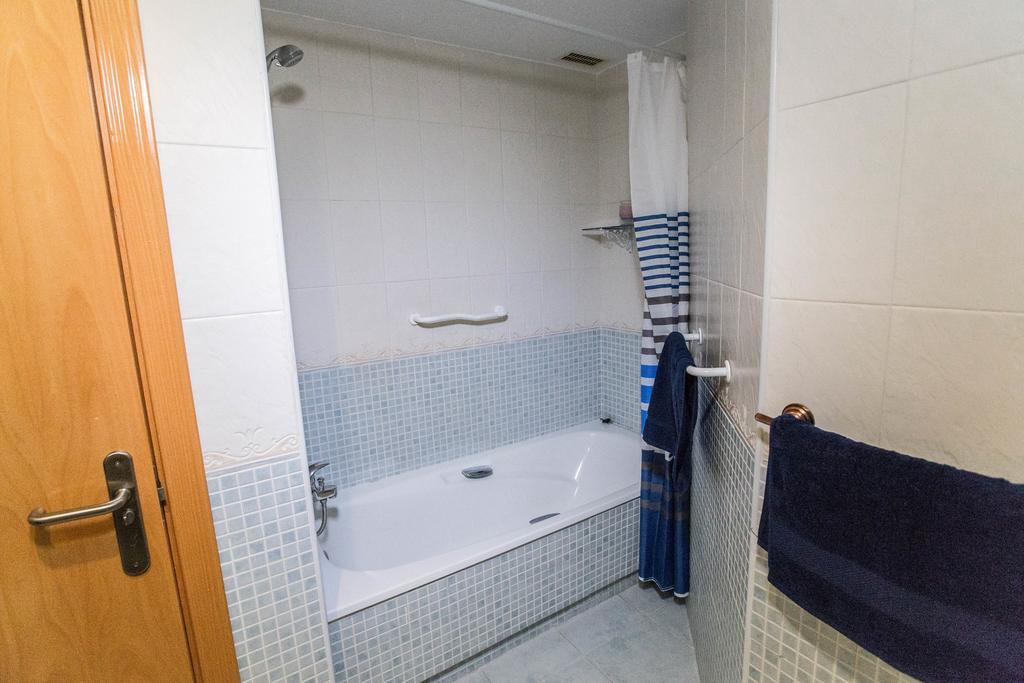 Deluxe Sea View Apartments 托雷莫利诺斯 外观 照片