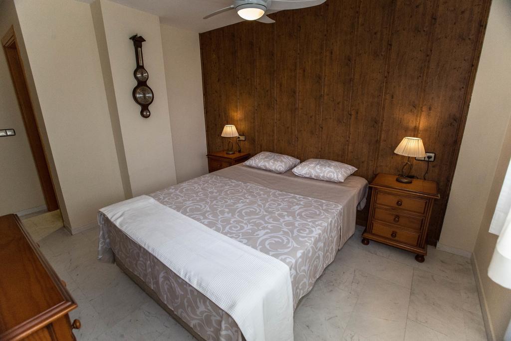 Deluxe Sea View Apartments 托雷莫利诺斯 外观 照片