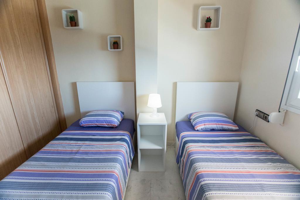 Deluxe Sea View Apartments 托雷莫利诺斯 外观 照片